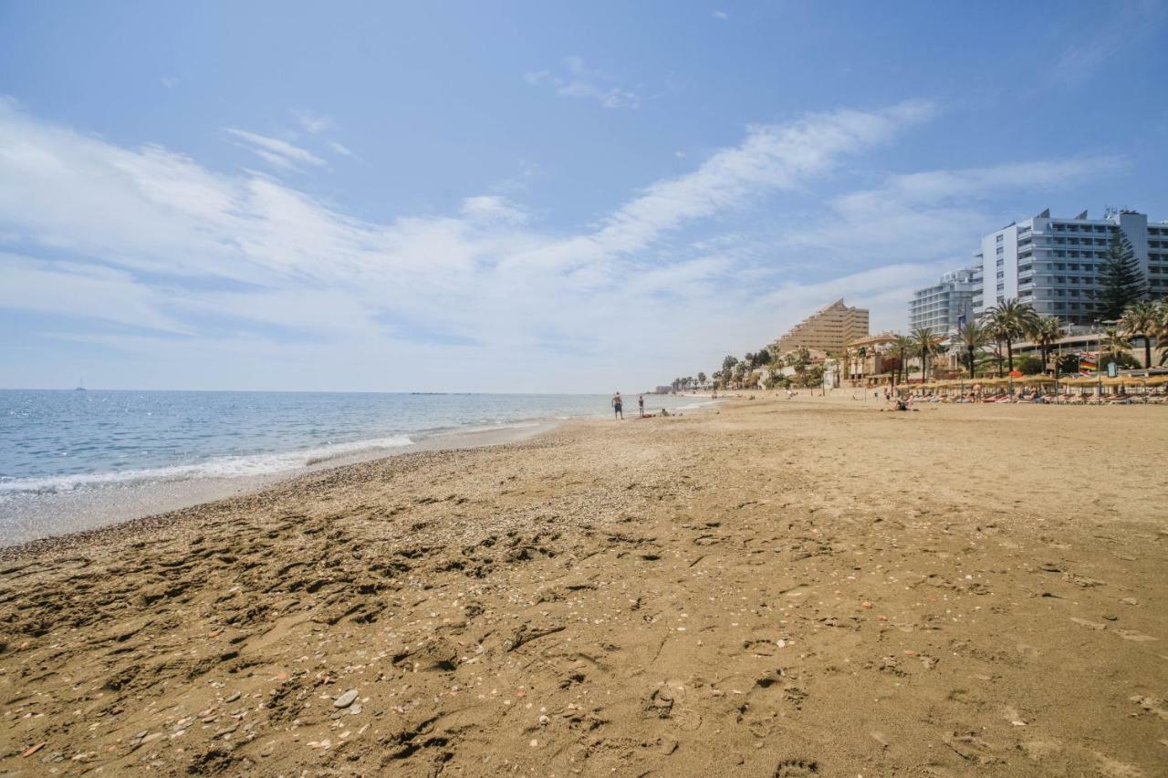 Fantanstico Apartamento Sobre El Mar Benalmadena Luaran gambar