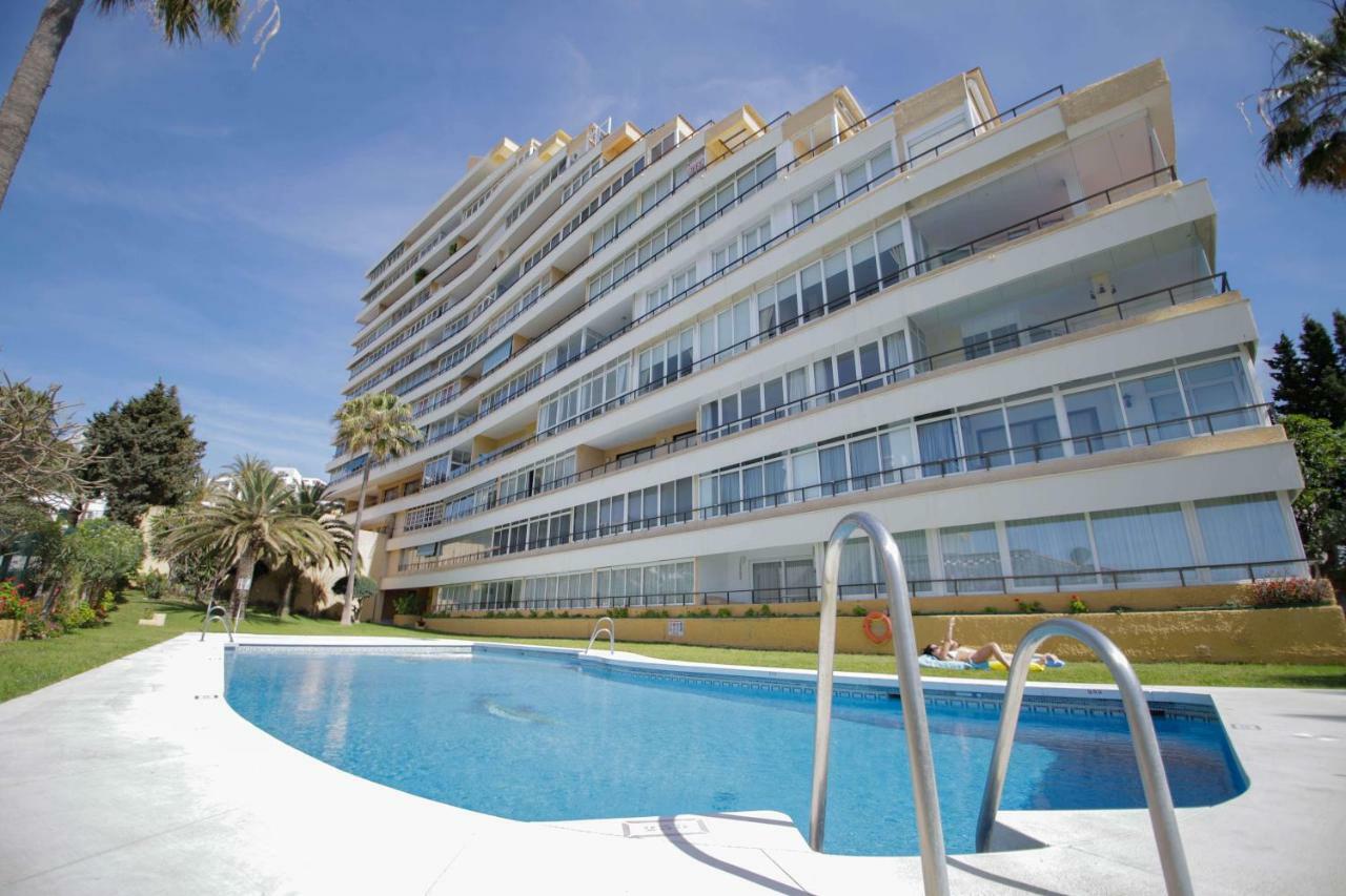 Fantanstico Apartamento Sobre El Mar Benalmadena Luaran gambar